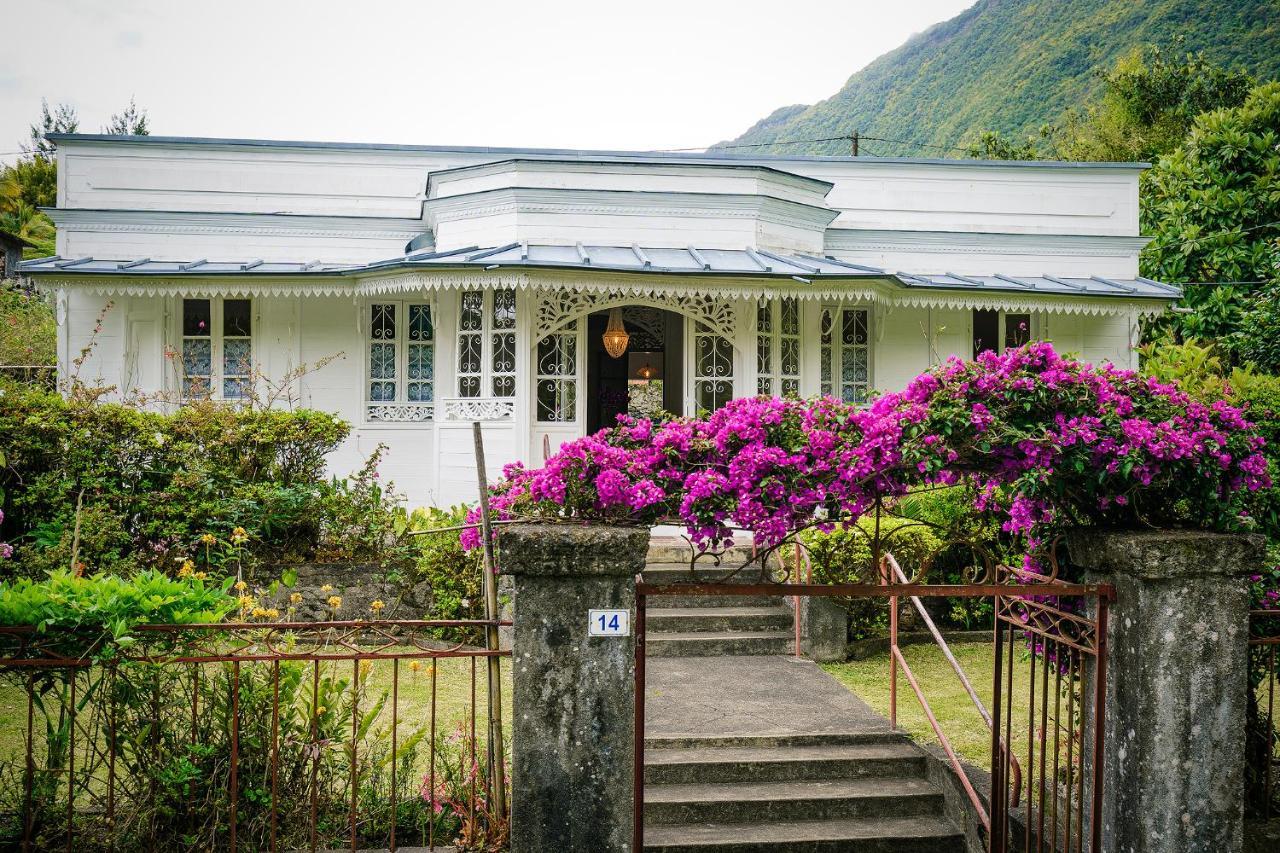 La Villa Blanche, Hell-Bourg Салази Экстерьер фото